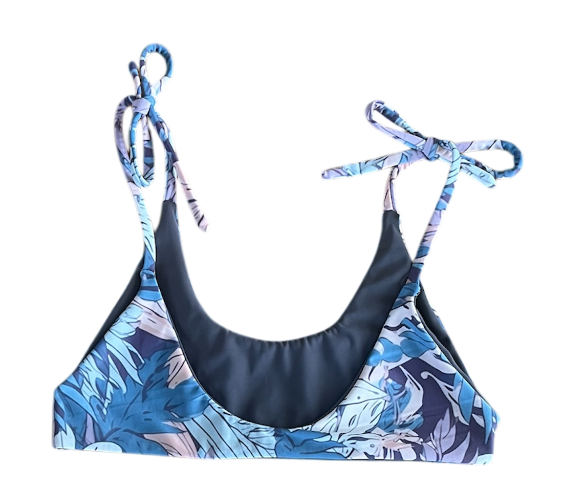 St. Kitt's Top